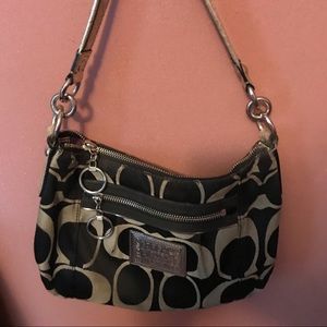 Authentic Vintage Coach Poppy purse